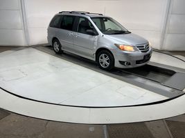 2004 Mazda MPV