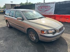 2004 Volvo V70