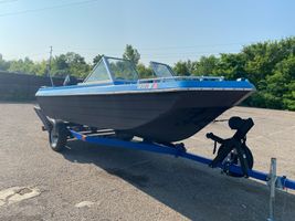 1975 17ft. Boat