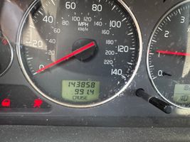 2004 Volvo V40