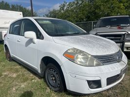 2009 NISSAN Versa