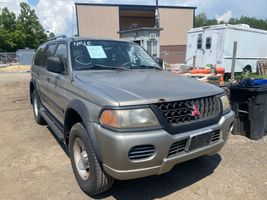 2001 Mitsubishi Montero Sport