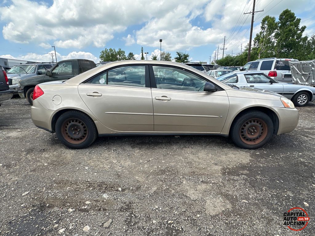2007 Pontiac G6 12