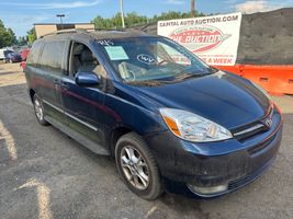 2004 Toyota Sienna