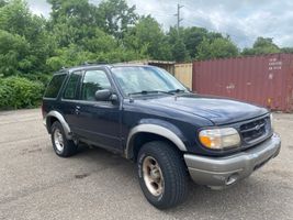 2000 Ford Explorer
