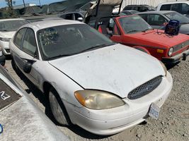 2001 Ford Taurus