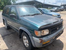1996 NISSAN Pathfinder
