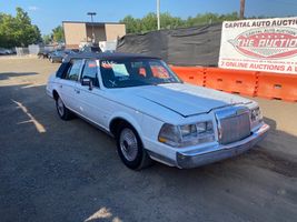 1987 Lincoln Continental