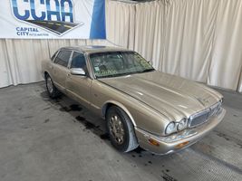 1999 Jaguar XJ