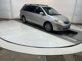 2008 Toyota Sienna
