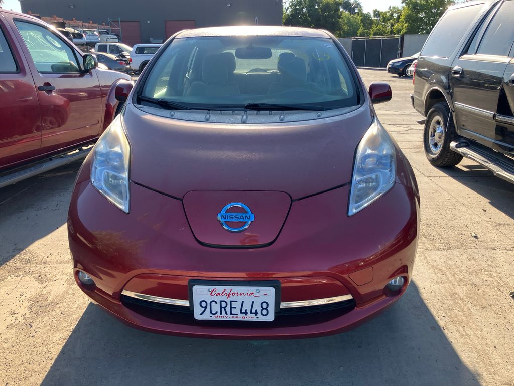 2011 NISSAN LEAF 0