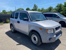 2004 Honda Element