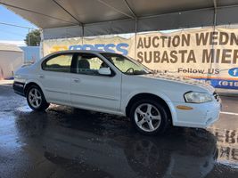 2000 NISSAN MAXIMA