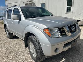 2006 NISSAN Pathfinder