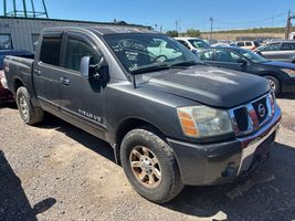 2005 NISSAN Titan