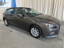 2015 Mazda MAZDA3