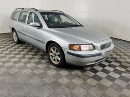 2004 Volvo V70