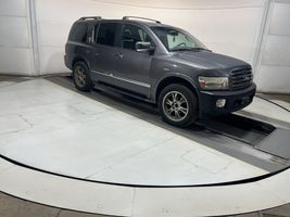 2005 Infiniti QX56