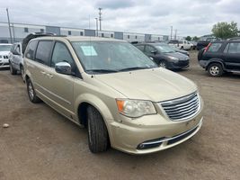 2012 Chrysler Town & Country