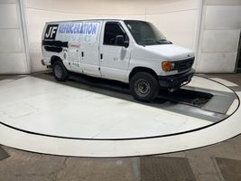 2005 Ford E350 VANS