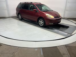2004 Toyota Sienna