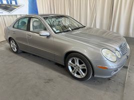 2004 Mercedes-Benz E-Class