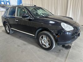 2004 Porsche Cayenne