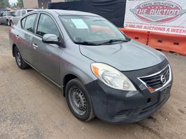 2012 NISSAN Versa