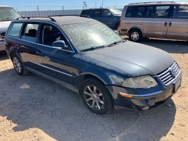 2004 VOLKSWAGEN Passat