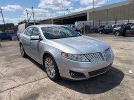2010 Lincoln MKS