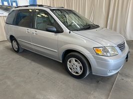 2001 Mazda MPV