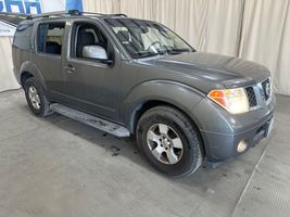 2005 NISSAN Pathfinder