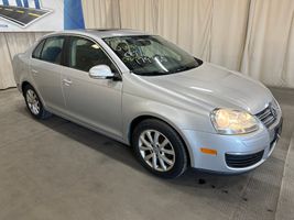2010 VOLKSWAGEN JETTA