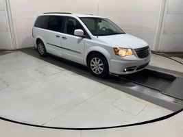 2016 Chrysler Town & Country