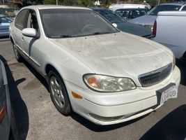 2000 Infiniti I30