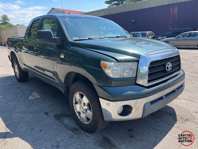 Tundra IT版 No Reserve: Original-Owner 2001 Toyota Tundra Limited 4x4