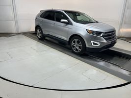 2016 Ford Edge