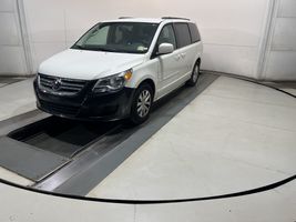 2012 VOLKSWAGEN Routan