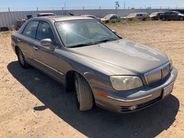2004 Hyundai XG350