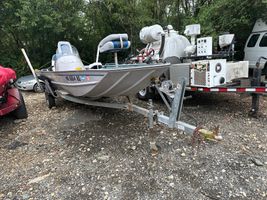 1998 OMC BASS BOAT ROUGHNE.