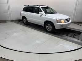 2003 Toyota HIGHLANDER