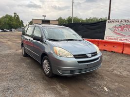 2004 Toyota Sienna