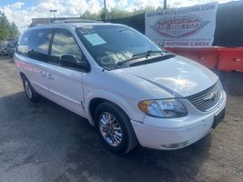 2002 Chrysler Town & Country