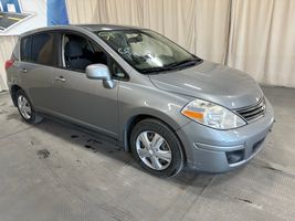 2011 NISSAN Versa