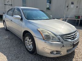 2010 NISSAN Altima