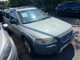 2005 Volvo XC70