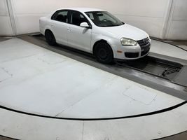 2009 VOLKSWAGEN JETTA
