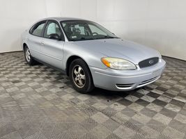 2005 Ford Taurus