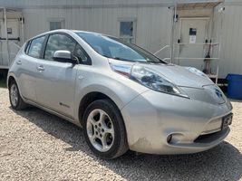 2011 NISSAN LEAF