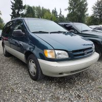 1998 Toyota Sienna
